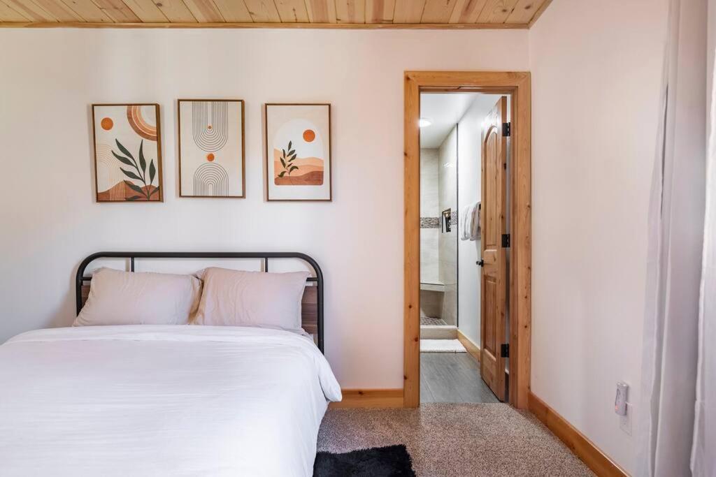 Modern Family Cabin Mins To Lake, Slopes & Hikes Big Bear City Exteriör bild