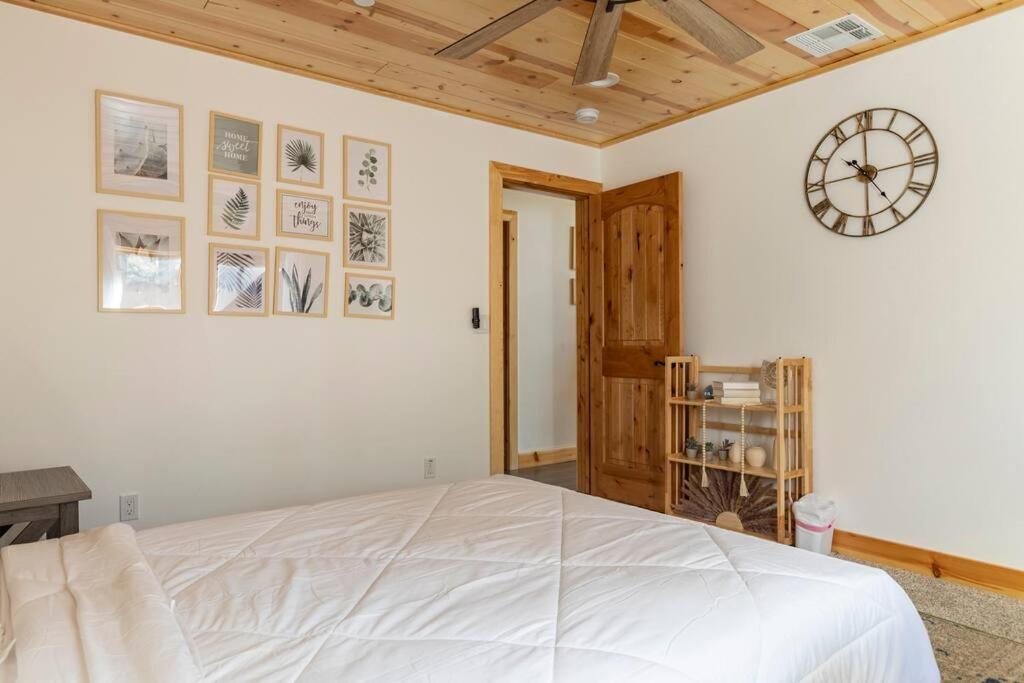 Modern Family Cabin Mins To Lake, Slopes & Hikes Big Bear City Exteriör bild