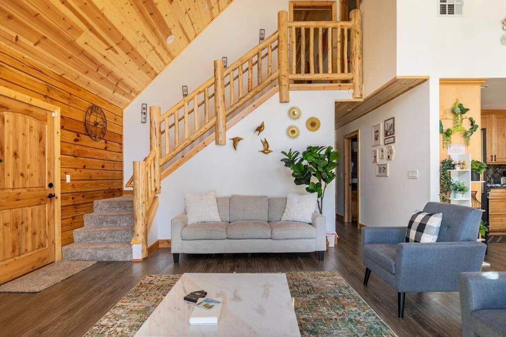 Modern Family Cabin Mins To Lake, Slopes & Hikes Big Bear City Exteriör bild